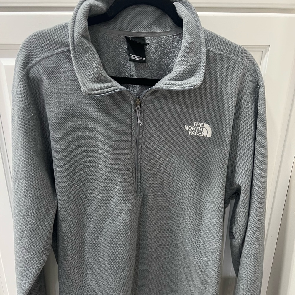 Men’s North Face Pullover XL